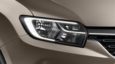Renault SANDERO -  zoom sur optiques avant